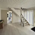 The Sunflower - Huge 240m2 7-bedroom House For Many People - Free Parking - 15 Beds, 2 Kitchen & 3 Bathrooms Appartement
